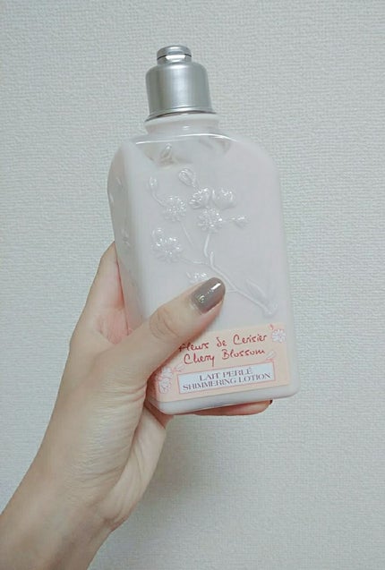チェリーブロッサム シマーリングボディミルク/L'OCCITANE/ボディミルクを使ったクチコミ(1枚目)