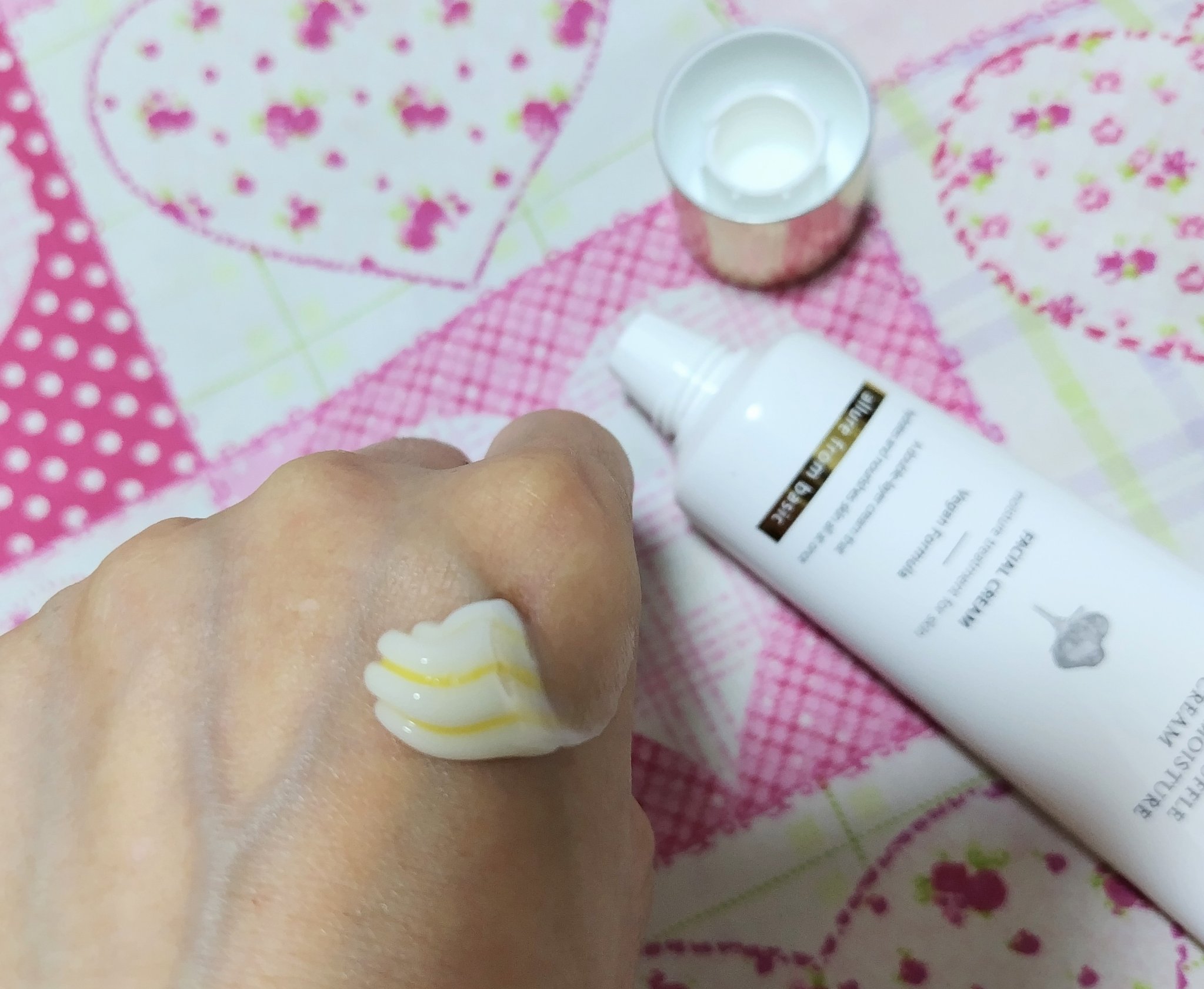 ホワイトトリュフダブルモイスチャークリーム/ダルバ/フェイスクリームを使ったクチコミ（3枚目）