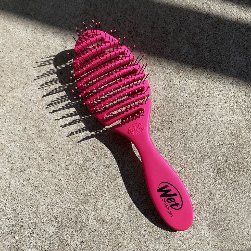 ウェットブラシ フレックスドライのクチコミ「\ もっと早く買えばよかった…濡れた髪にも使えて、丸洗いもできるブラシ /

PRODUCT….....」（1枚目）