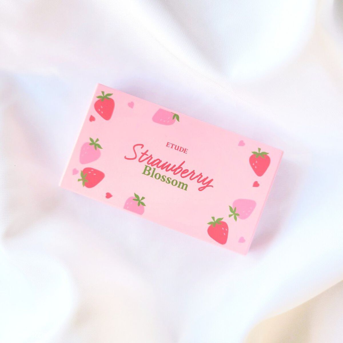 プレイカラーアイズミニ ストロベリーブロッサム/ETUDE/アイシャドウパレットを使ったクチコミ（2枚目）