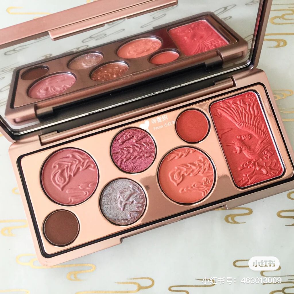 七色青鳥浮彫彩粧盤（マルチパレット）/花西子/アイシャドウパレットを使ったクチコミ（1枚目）