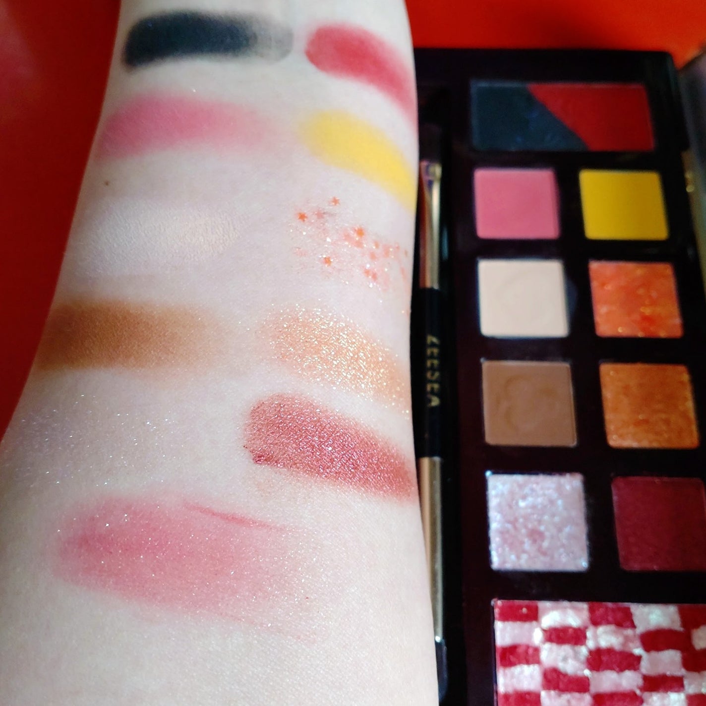 アリスドリームランドシリーズ 12色アイシャドウパレット(ZEESEA×大英博物館)/ZEESEA/アイシャドウパレットを使ったクチコミ(8枚目)