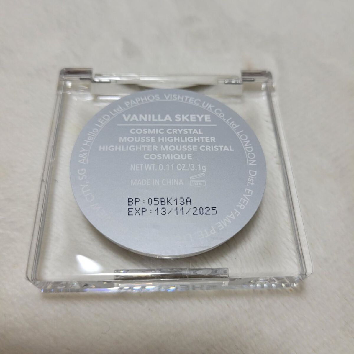 COSMIC CRYSTAL MOUSSE HIGHLIGHTER/SHEGLAM/パウダーハイライトを使ったクチコミ(2枚目)