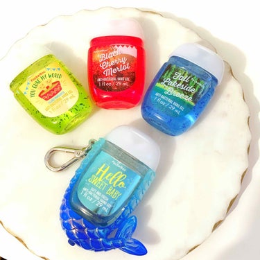 BATH&BODY WORKS PocketBacのクチコミ「Bath & Body Works PocketBac
Pocket size hand sa.....」（1枚目）