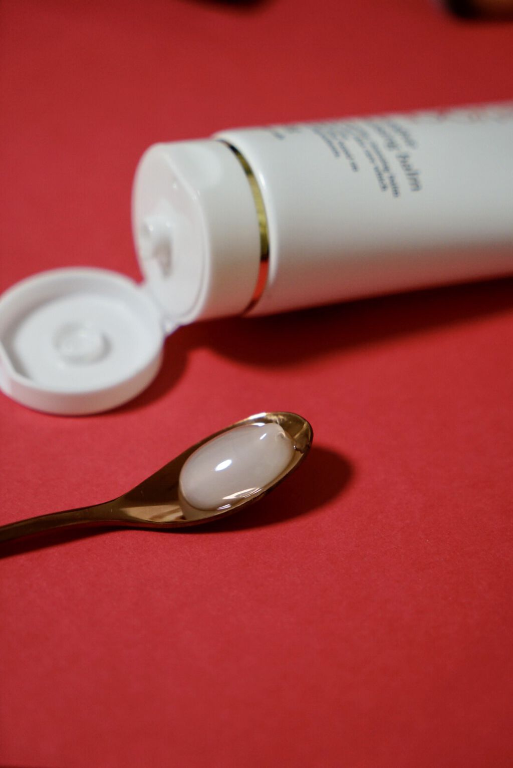 FLA de VOCE スムージー クレンジングバーム のクチコミ「／
そのクレンジングバーム、冬の洗面所で固くなってない？？
＼

クレンジングバームはお肌でと.....」（2枚目）