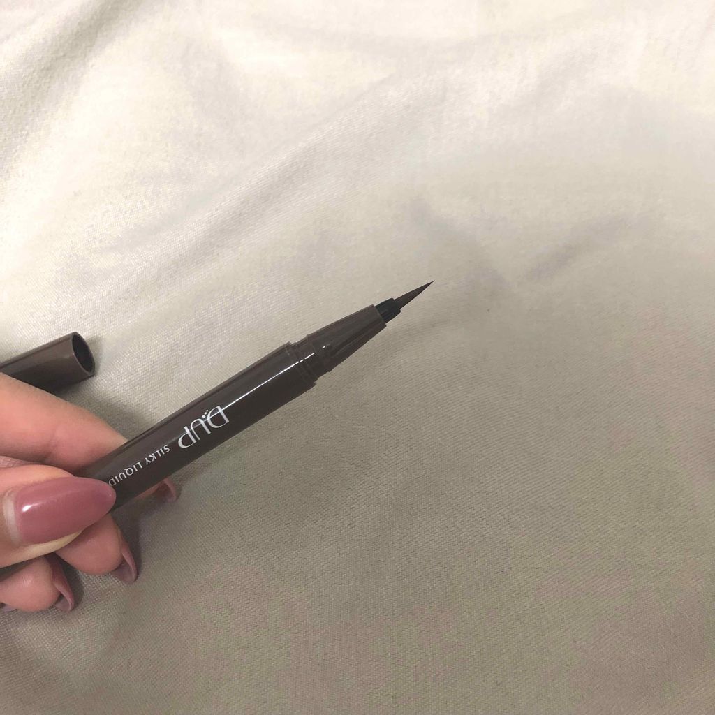 【旧品】シルキーリキッドアイライナーWP/D-UP/リキッドアイライナーを使ったクチコミ(2枚目)