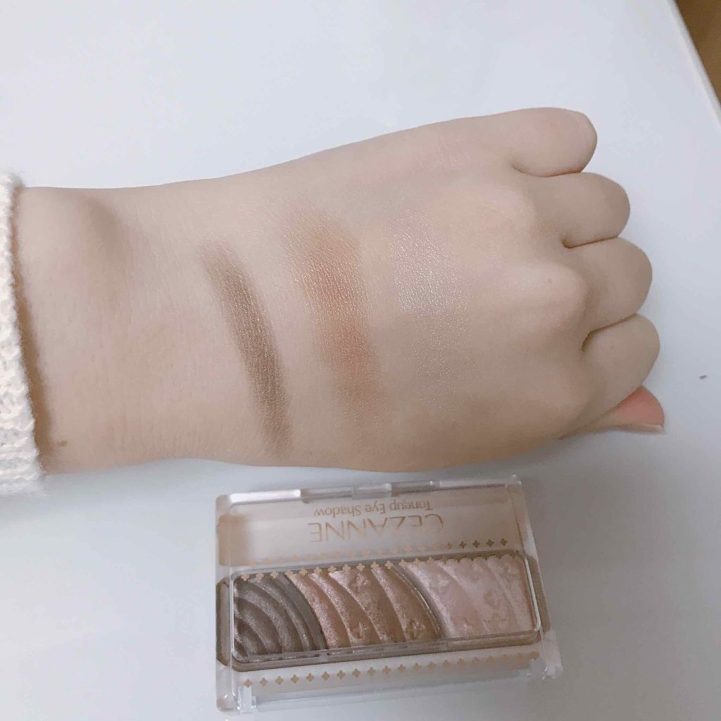 トーンアップアイシャドウ/CEZANNE/アイシャドウパレットを使ったクチコミ（3枚目）