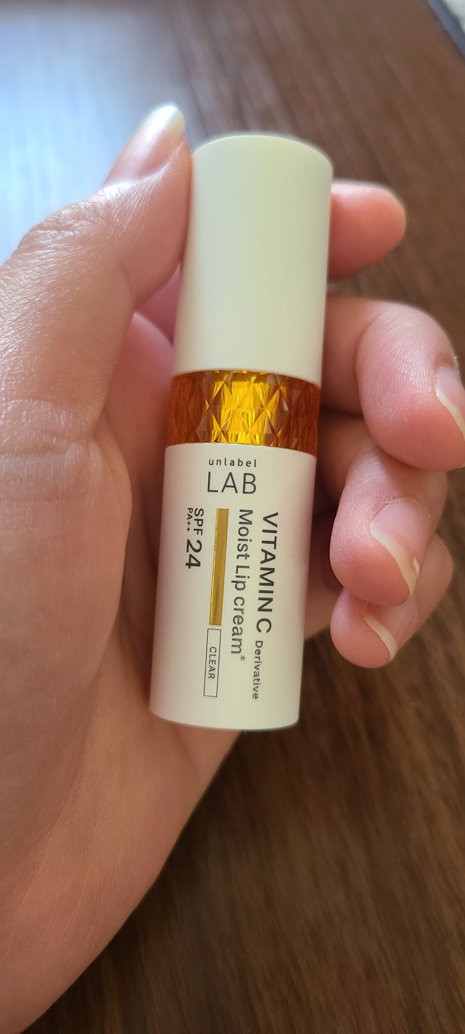 アンレーベル ラボ　V モイスト UVリップクリーム/unlabel/リップクリームを使ったクチコミ（3枚目）