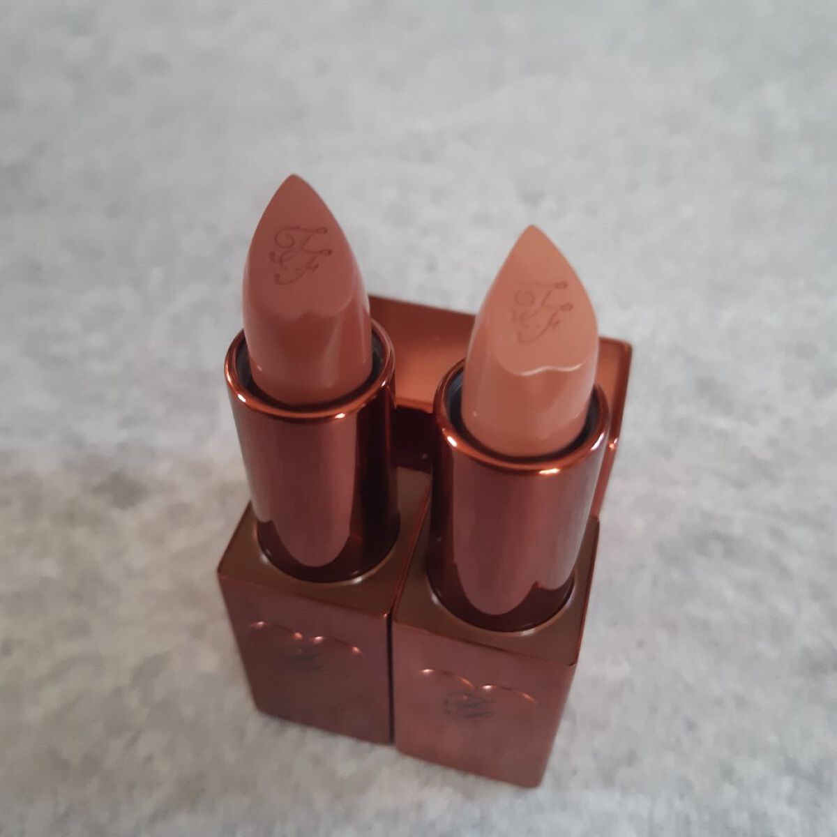 ココア ボールド リップスティック ホット チョコレート/Too Faced/口紅を使ったクチコミ（3枚目）