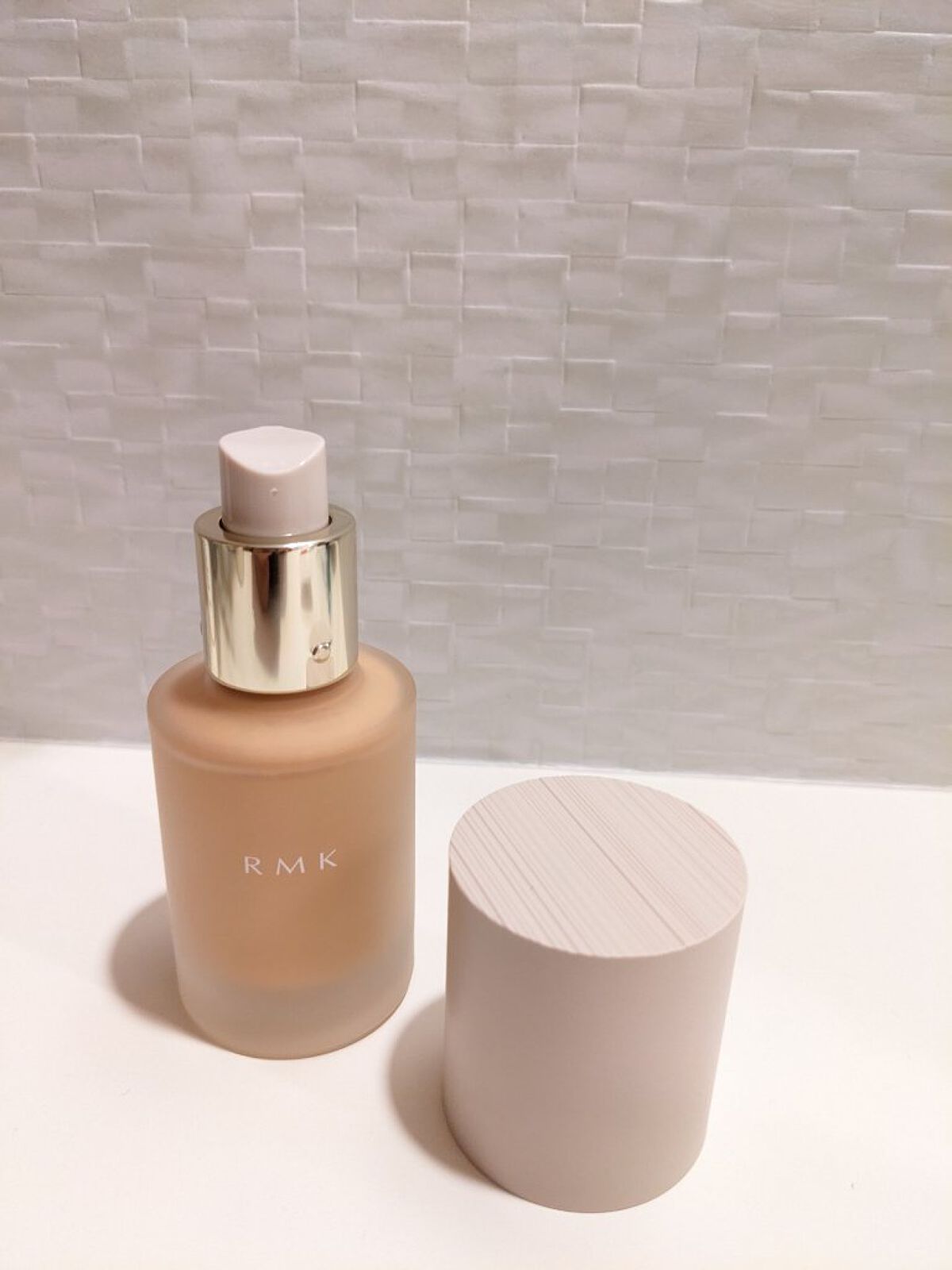 RMK リクイドファンデーション フローレスカバレッジ/RMK/リキッドファンデーションを使ったクチコミ（2枚目）