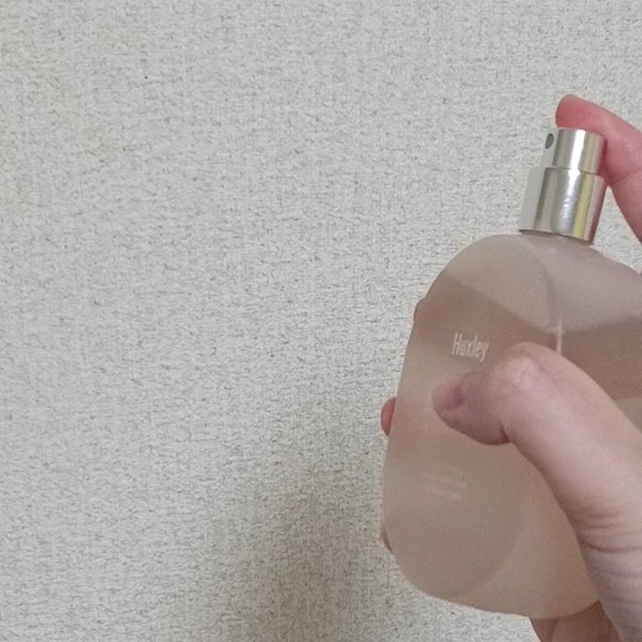パフュームヘアミスト/Huxley/香水(その他)を使ったクチコミ(5枚目)