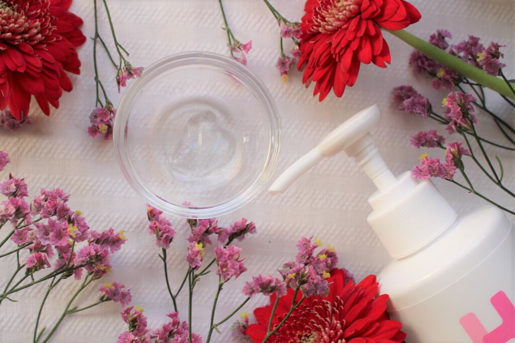 kuriko on LIPS 「保水有効成分「ヘパリン類似物質」配合!こちら1本で、化粧水、乳..」(3枚目)