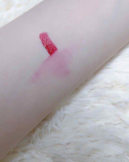 ベルベットマット/victoria's secret (ヴィクトリアズシークレット)/口紅を使ったクチコミ(3枚目)