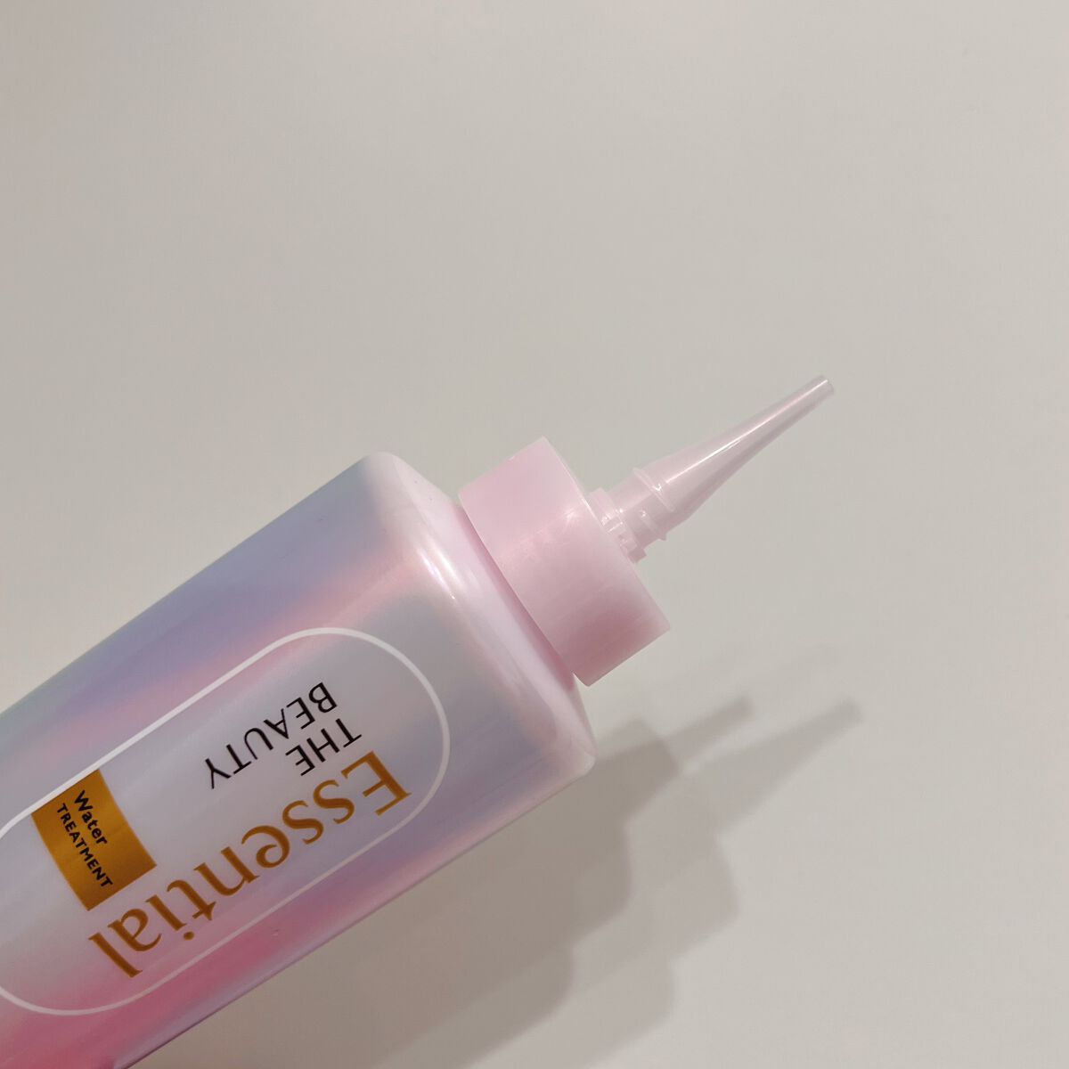 エッセンシャル プレミアム ウォータートリートメント EXスムース/エッセンシャル/アウトバストリートメントを使ったクチコミ(2枚目)