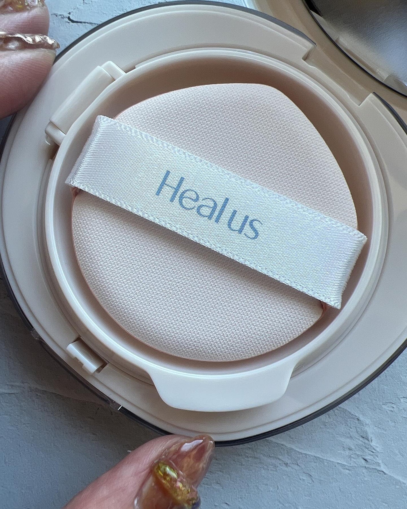 ブリージンググロークッション/Healus/クッションファンデーションを使ったクチコミ(2枚目)