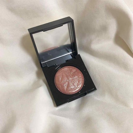 プリズム エアー シャドウ/CLIO/単色アイシャドウを使ったクチコミ(2枚目)