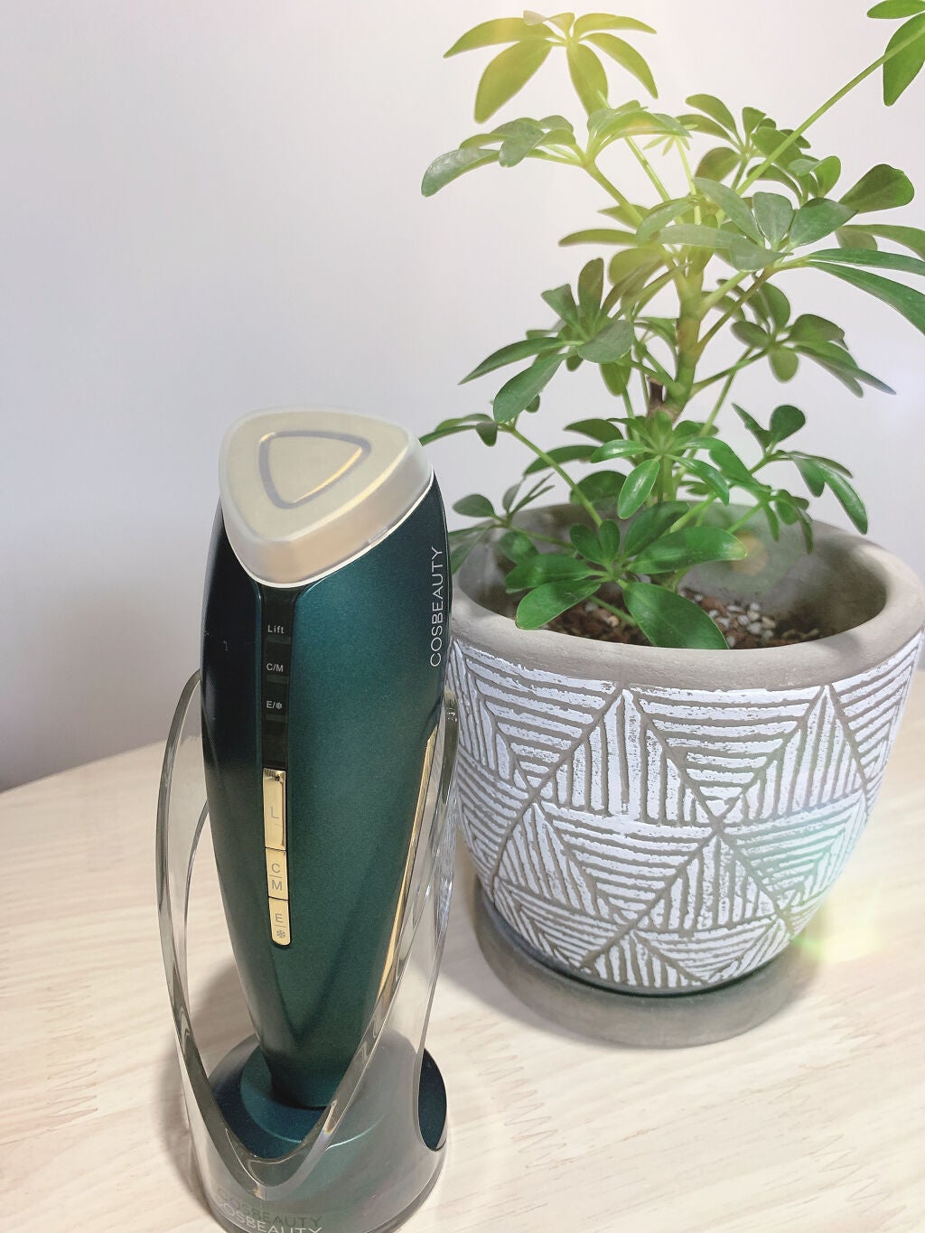 Perfect Radiant Lift Iron Pro/COSBEAUTY/美顔器・マッサージを使ったクチコミ(1枚目)