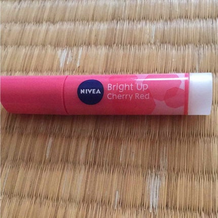 モイストピュアカラーリップ/ニベア/リップクリームを使ったクチコミ(1枚目)