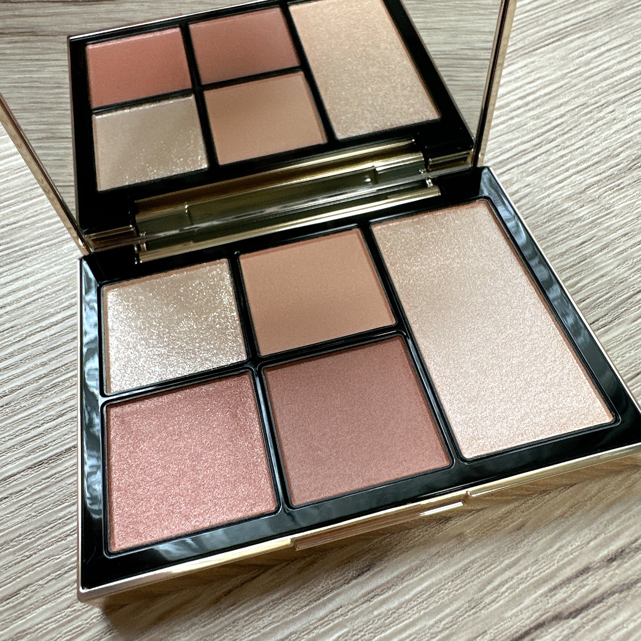 フェイス スタイリスト/SNIDEL BEAUTY/アイシャドウパレットを使ったクチコミ（1枚目）