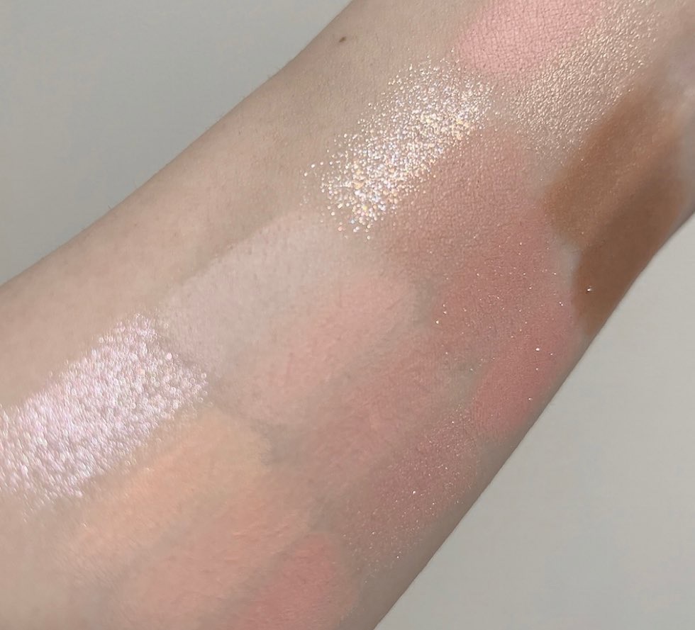 ソフトブラーリングアイパレット/wakemake/アイシャドウパレットを使ったクチコミ（3枚目）