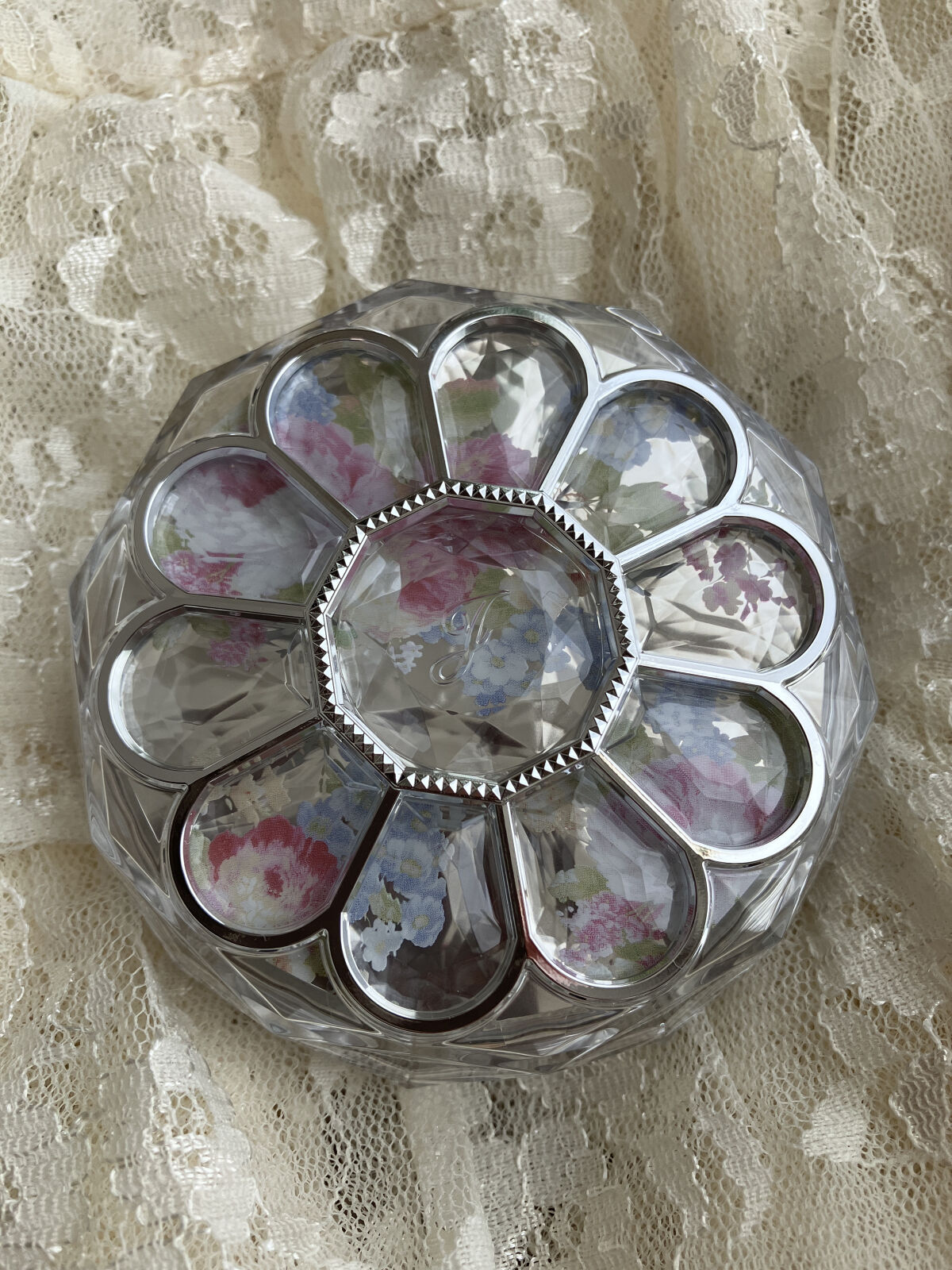 ジルスチュアート ブルームクチュール アイズ/JILL STUART/アイシャドウパレットを使ったクチコミ（2枚目）