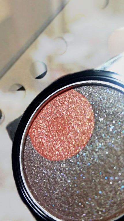 カラーポップアイズ/RMK/アイシャドウパレットを使ったクチコミ(3枚目)