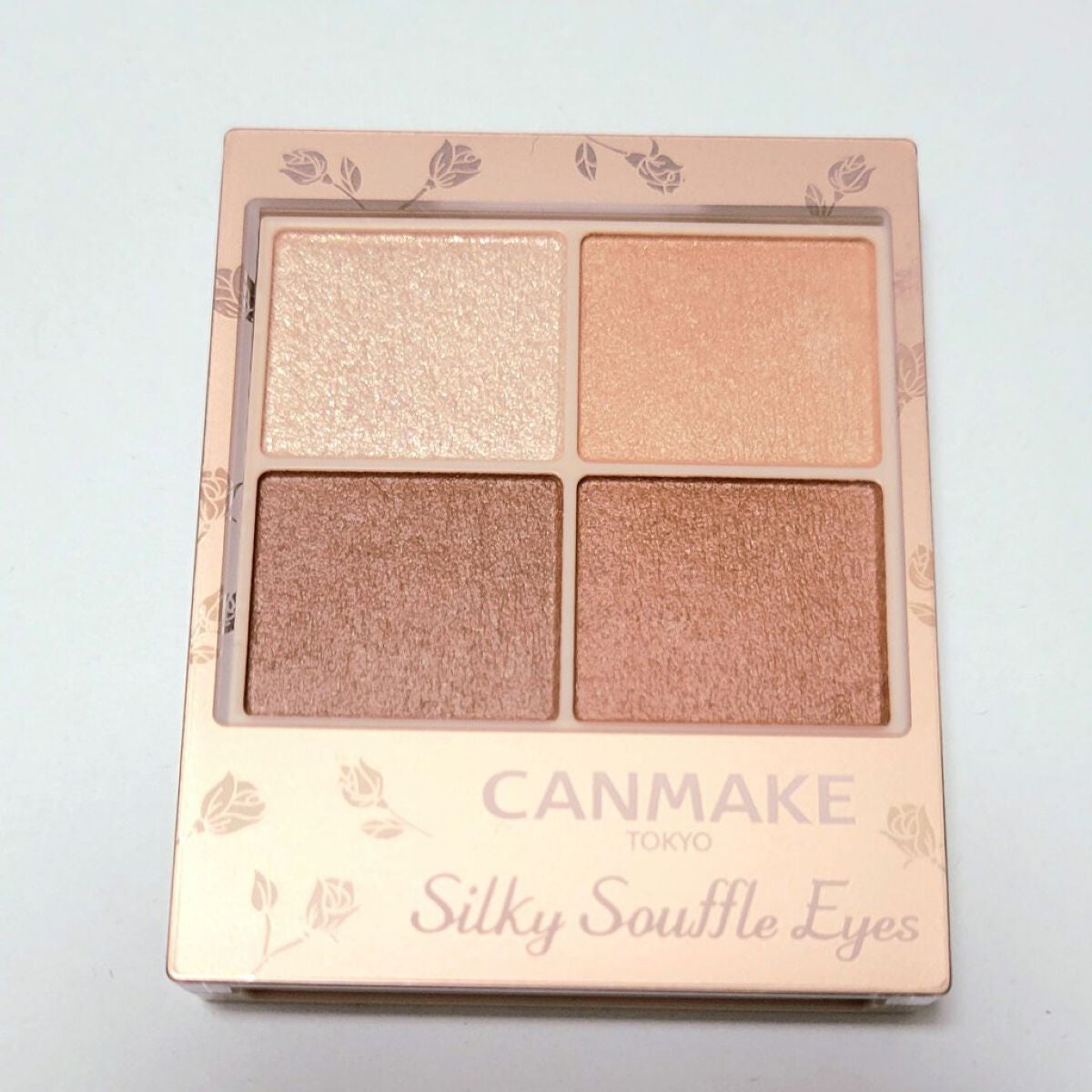 シルキースフレアイズ(マットタイプ)/キャンメイク/アイシャドウパレットを使ったクチコミ(1枚目)
