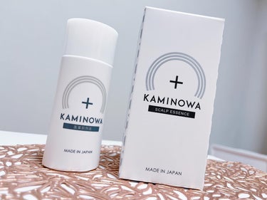 薬用育毛剤「KAMINOWA」（カミノワ）

ノズルが細くて使いやすい✨

ノンシリコンなので髪にも頭皮にも優しいです💓　

抜け毛が気になる季節なので毎晩ドライヤーの前にマッサージしながら使っています