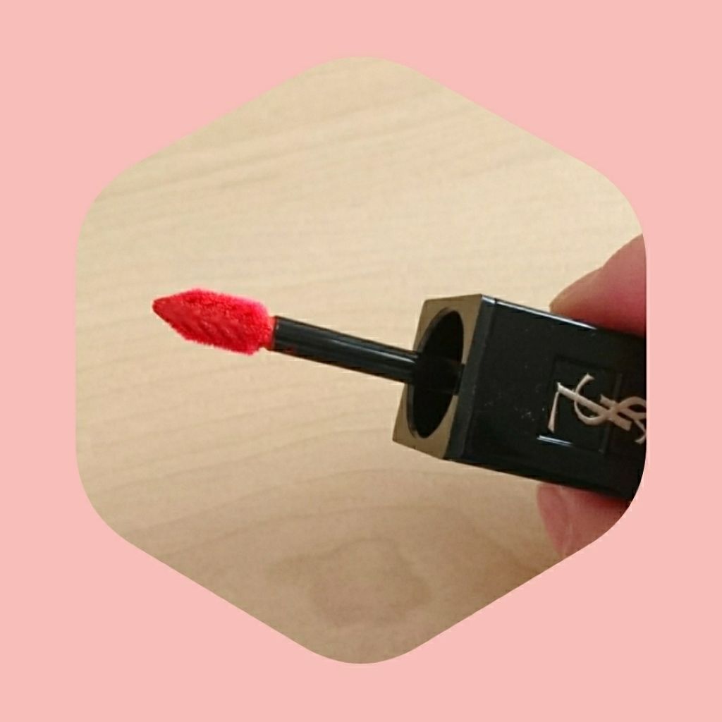 ルージュ ピュールクチュール ヴェルニ/YVES SAINT LAURENT BEAUTE/口紅を使ったクチコミ（2枚目）