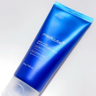 \ medicubeのゼロ毛穴シリーズからクレイパックが新発売💙 /

⚜️medicube
ゼロ毛穴ブラックヘッドマッドパック

洗顔などで落としきれなかった毛穴汚れをクレイが吸着し肌をひきしめクーリ