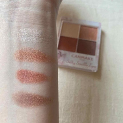 シルキースフレアイズ/キャンメイク/アイシャドウパレットを使ったクチコミ(3枚目)