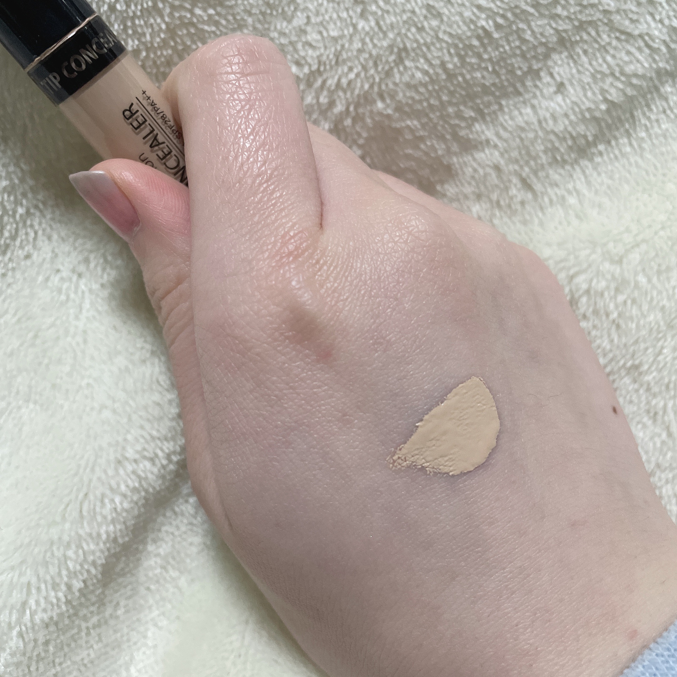 カバーパーフェクション チップコンシーラー/the SAEM/リキッドコンシーラーを使ったクチコミ（2枚目）