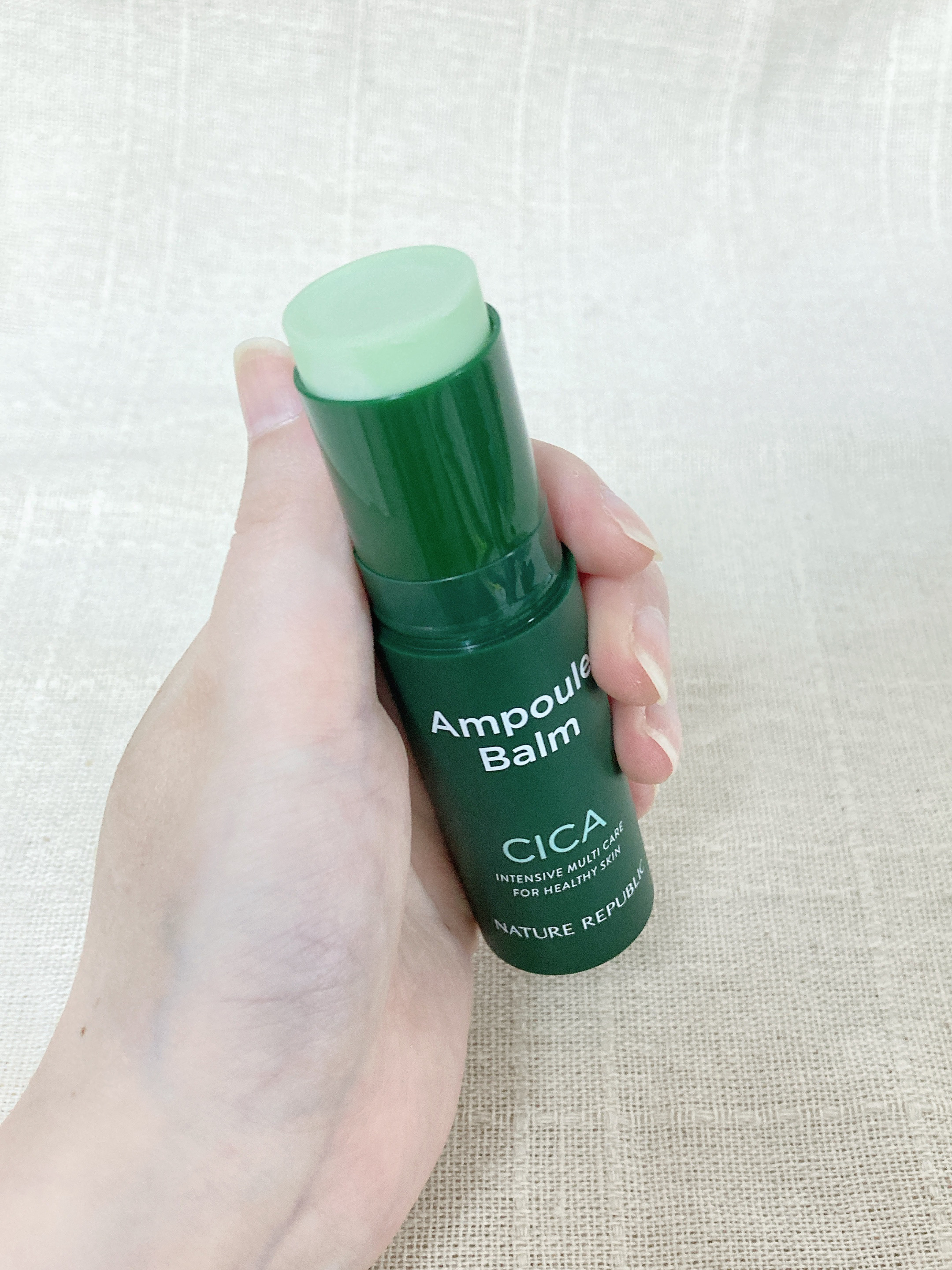 ニベア リッチケア＆カラーリップ/ニベア/リップクリームを使ったクチコミ（3枚目）