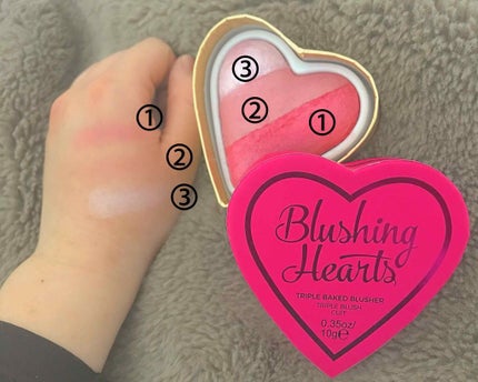 ブラッシング ハート/MAKEUP REVOLUTION/パウダーチークを使ったクチコミ(1枚目)