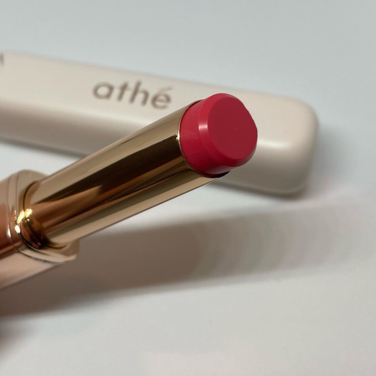 オーセンティック リップ バーム 07 メリリー/athé/口紅を使ったクチコミ（3枚目）
