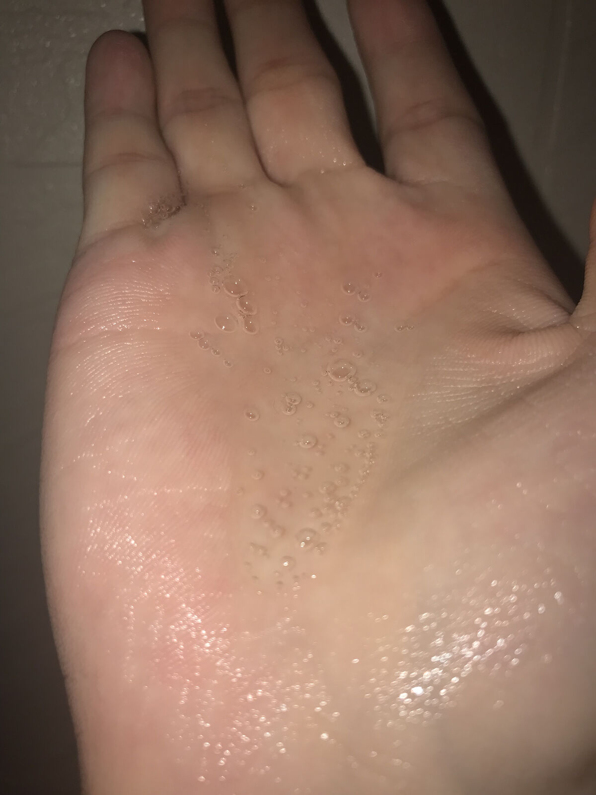 カームナイトリペアシャンプー／トリートメント/YOLU/市販シャンプーを使ったクチコミ（2枚目）