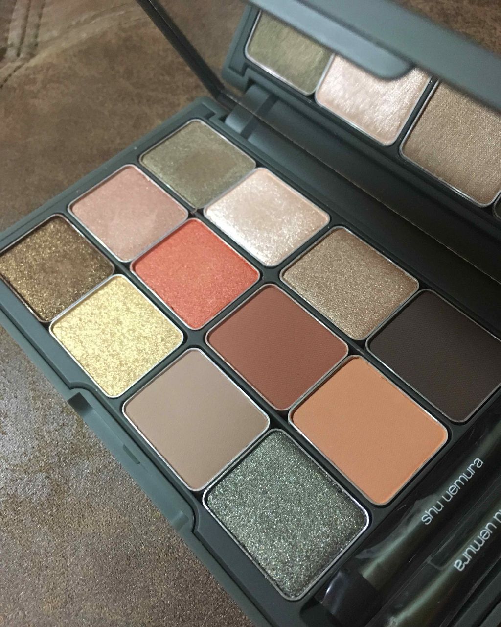 カモアイシャドーパレット/shu uemura/アイシャドウパレットを使ったクチコミ(1枚目)