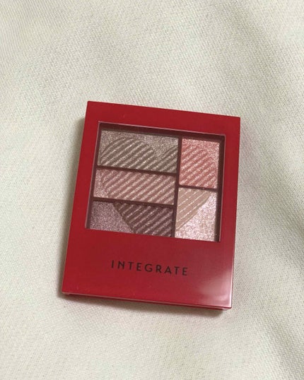 トリプルレシピアイズ/インテグレート/アイシャドウパレットを使ったクチコミ(1枚目)
