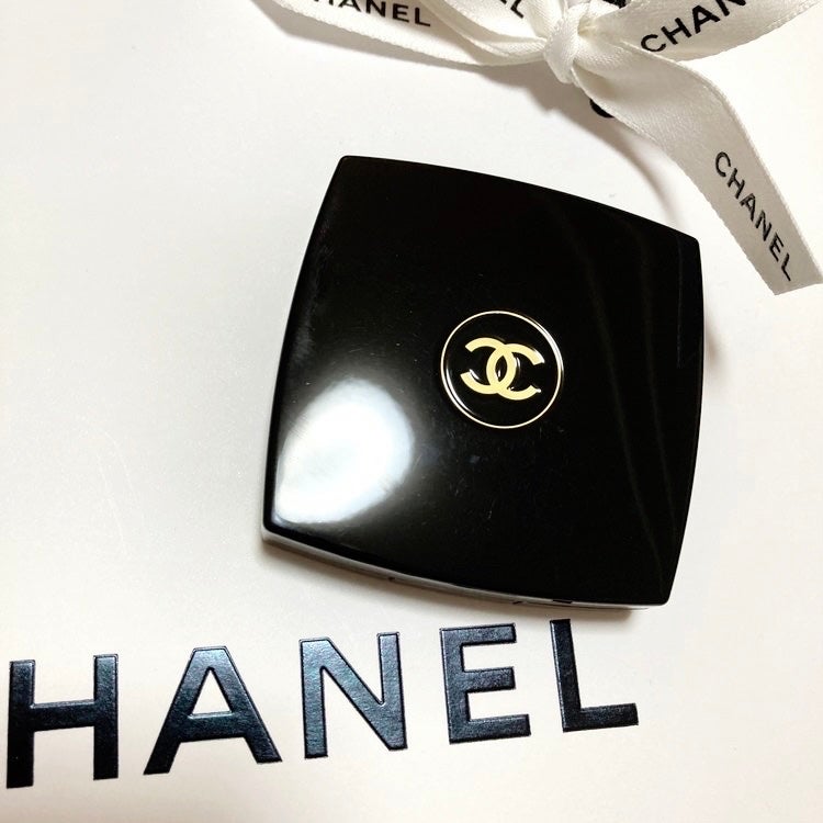 オンブル プルミエール プードゥル/CHANEL/単色アイシャドウを使ったクチコミ(2枚目)