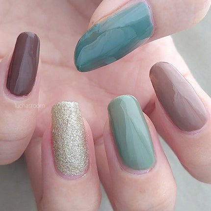 カラフルネイルズ/キャンメイク/マニキュアを使ったクチコミ(5枚目)