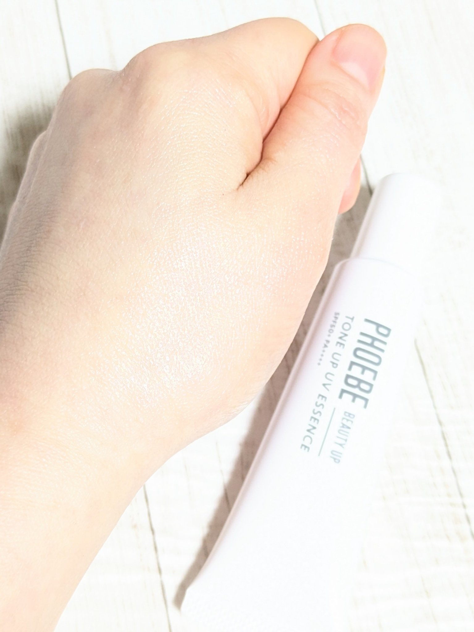 トーンアップUVエッセンス/PHOEBE BEAUTY UP/化粧下地を使ったクチコミ（3枚目）