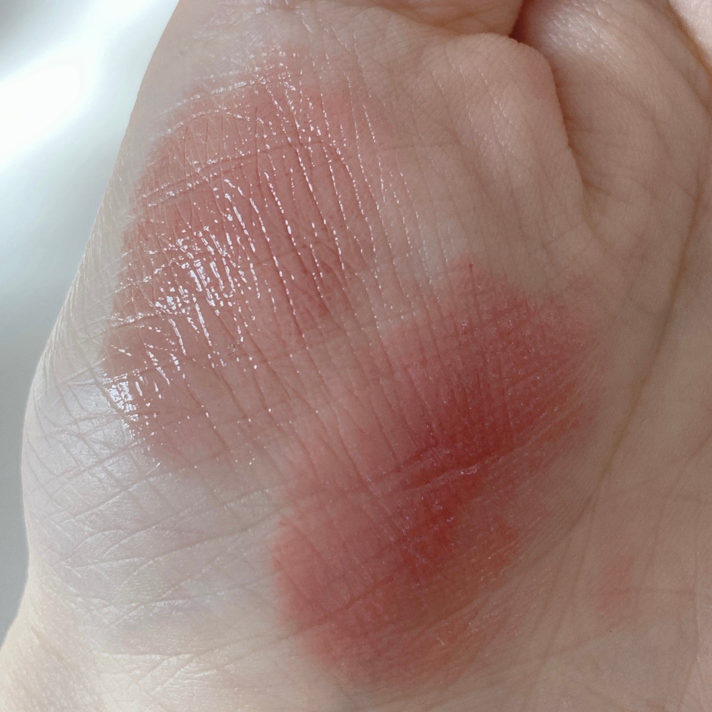 ボンディンググロウリップスティック/Laka/口紅を使ったクチコミ(4枚目)