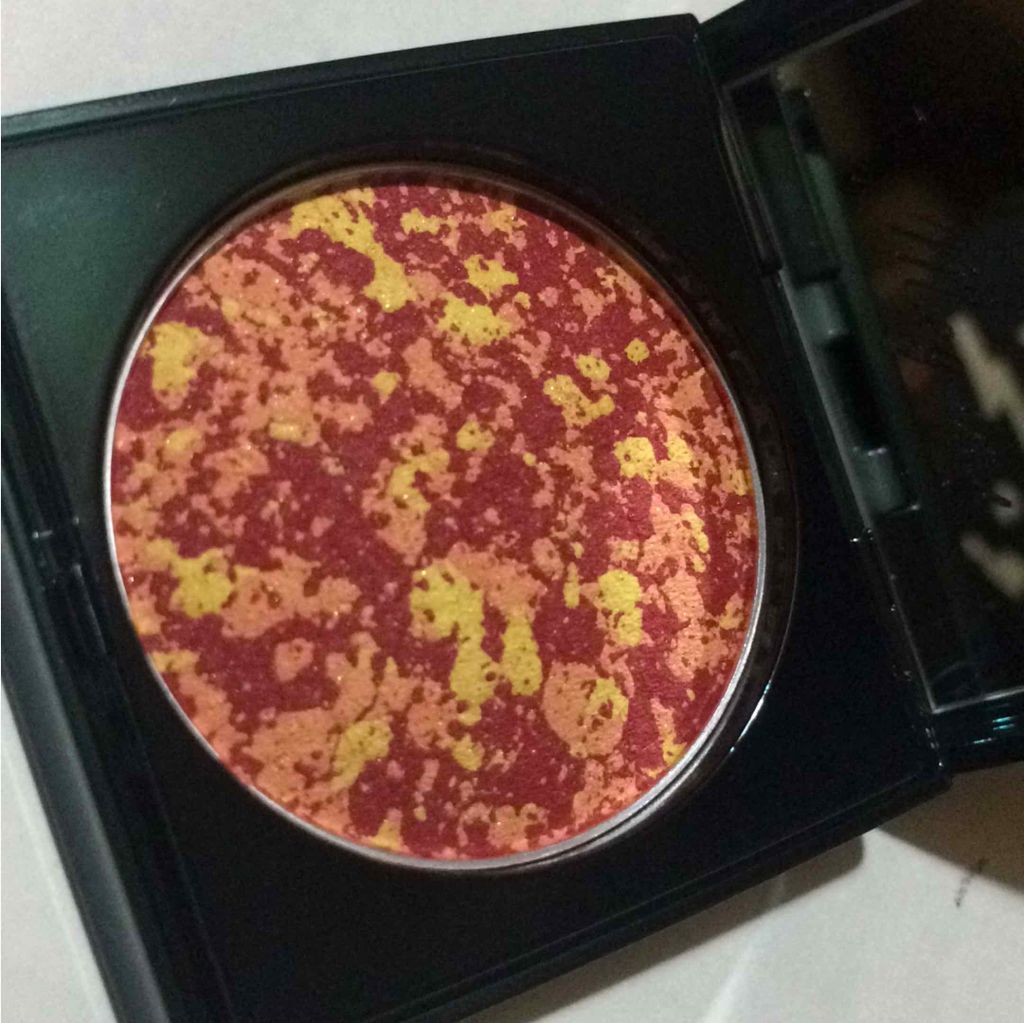 ミッドナイトフラワー ブラッシュ/RMK/パウダーチークを使ったクチコミ(2枚目)