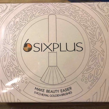 SIXPLUS 貴族のゴールド メイクブラシ11本セット 化粧ポーチ付きのクチコミ「こんばんは。
🍄
ついに私も買いましたー。SIXPLUS 貴族のゴールドメイクブラシ。
🍄
ず.....」（1枚目）