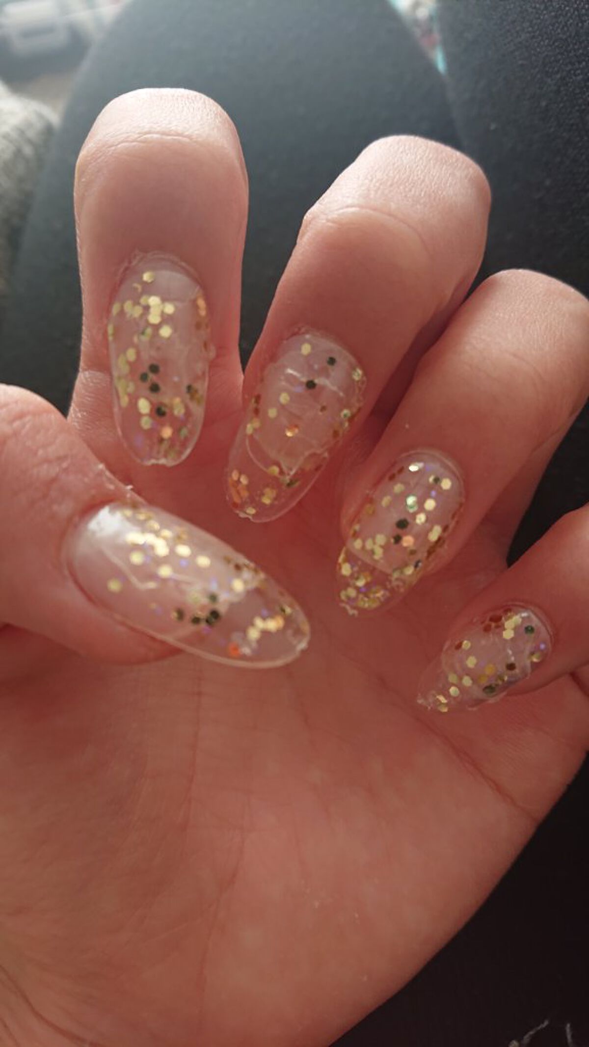 ๑ꕤꮺᯅ𓂅ゆずずんちゃん😈🖤 on LIPS 「全部百均!?初めてのネイルチップだったけど、割と上手く行けた…..」(1枚目)