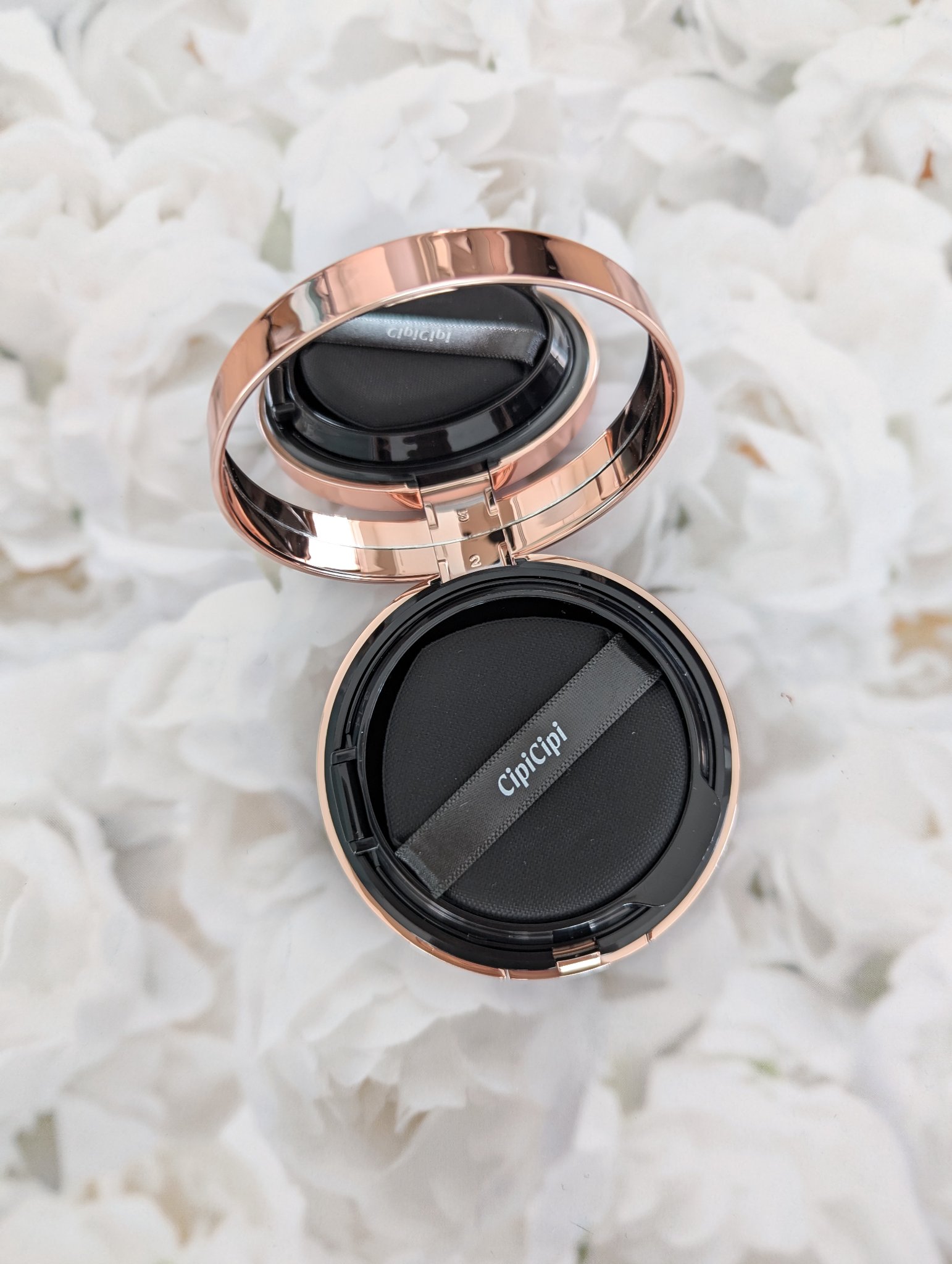 CipiCipi シピシピ フィットスキンクッションのクチコミ「シピシピ フィットスキンクッション 02 ナチュラルベージュ

厚塗り感はなく軽いつけ心地で、.....」（2枚目）