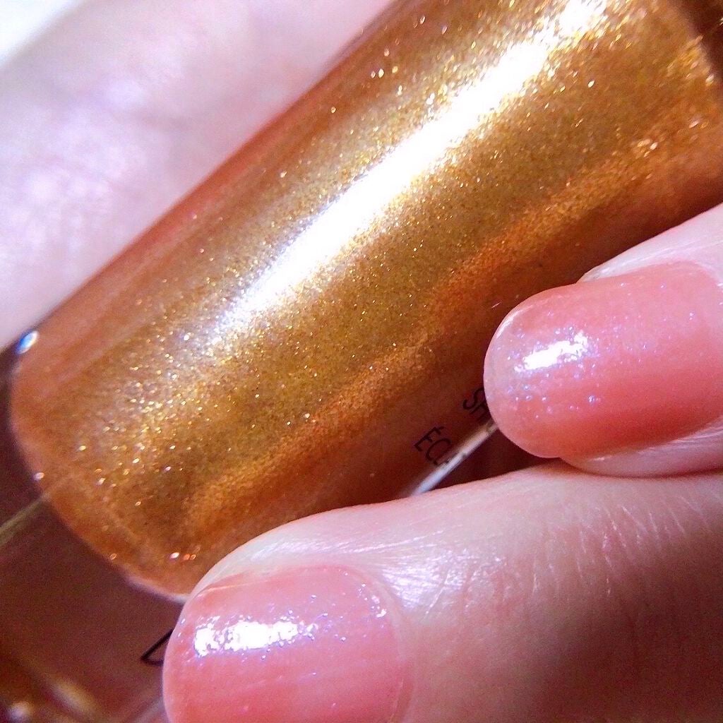 ソーラーグロウ ウルトラライト ブロンジングパウダー/DOLCE&GABBANA BEAUTY/ブロンザーを使ったクチコミ(4枚目)