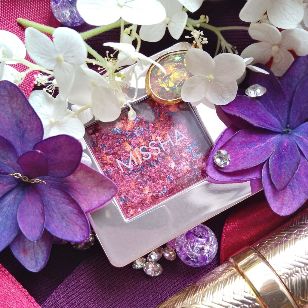 グリッタープリズム シャドウ/MISSHA/グリッターを使ったクチコミ（1枚目）