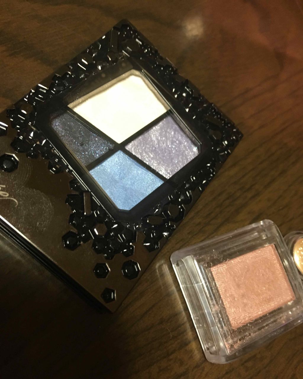 シャドーカスタマイズ/MAJOLICA MAJORCA/単色アイシャドウを使ったクチコミ（2枚目）