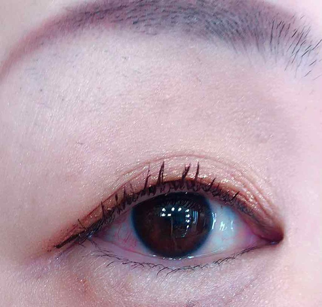 ダズルシャドウ リキッド/M・A・C/リキッドアイシャドウを使ったクチコミ(3枚目)